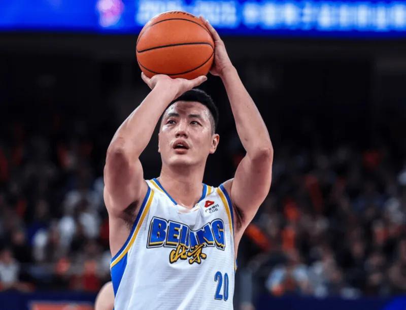 扑克APP下载-输上海发布会!许利民赞翟晓川,回应伤情情况,贝利强调阵容不整